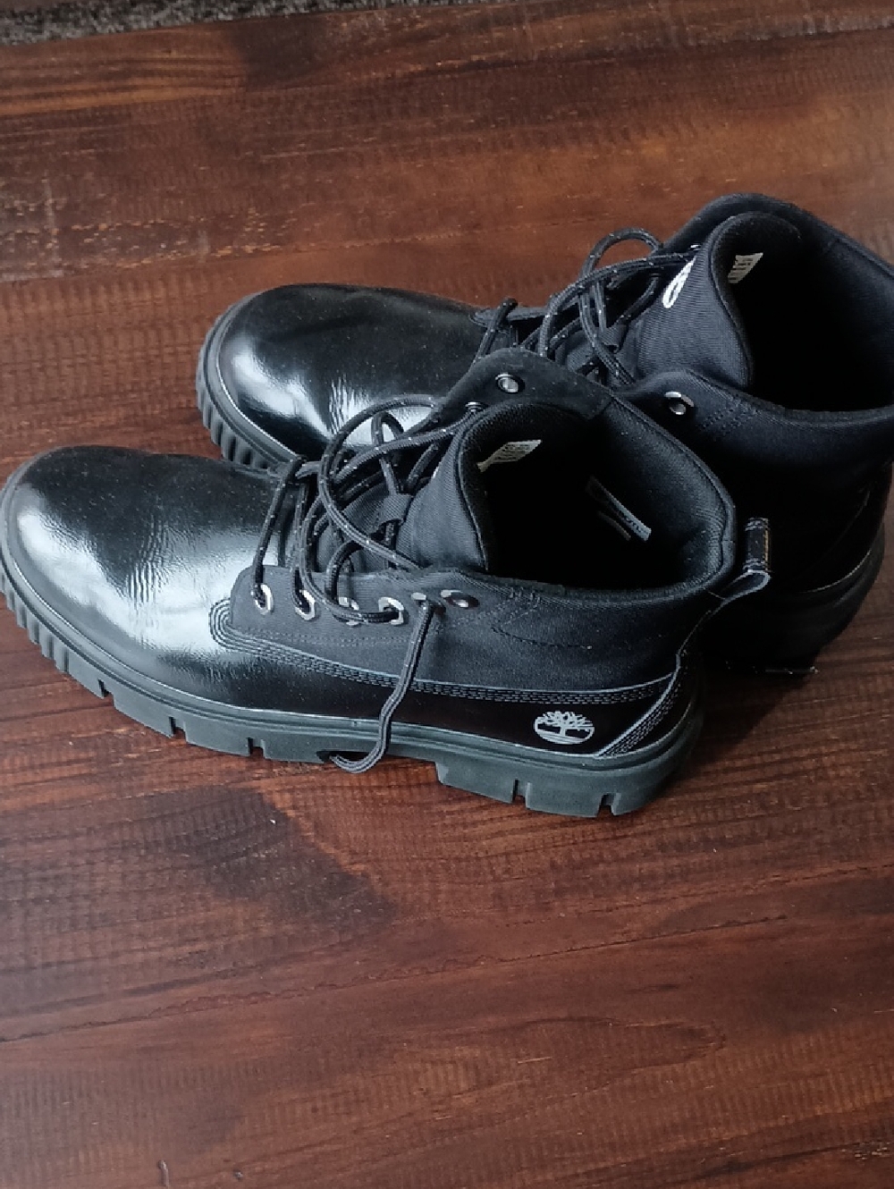 Timberland Greyfield Black Patent Leather and Canvas Boots 10
